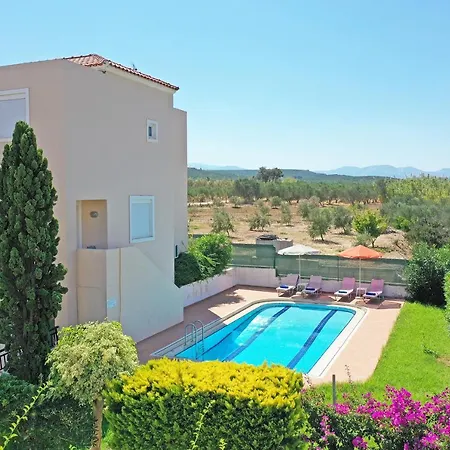 Selini Villas *